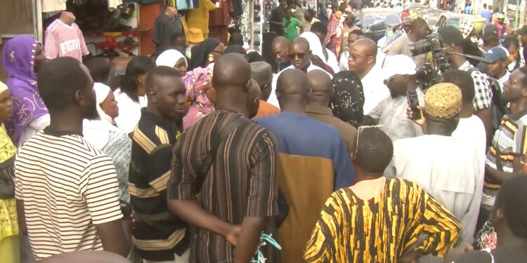 Thiès – Le maire de la ville en visite de courtoisie chez les commerçants du marché central