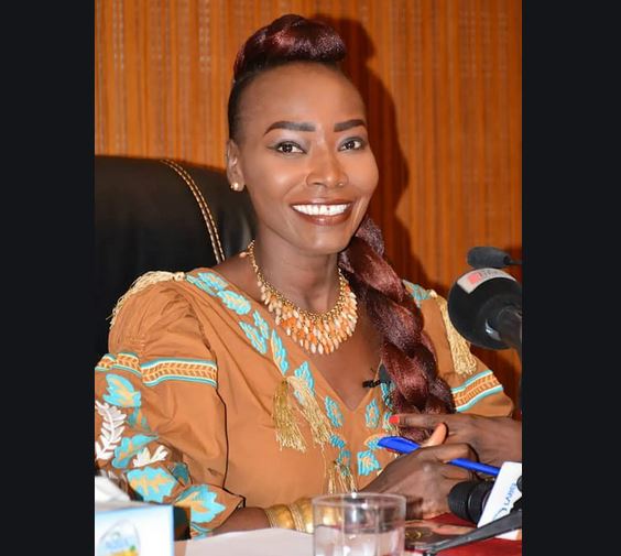 Musique : Coumba Gawlo Seck se retire provisoirement de la scène pour une raison de santé