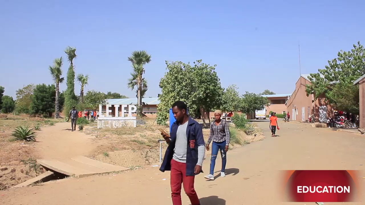 Education : Les élèves utilisent – ils leur smartphone à bon escient?