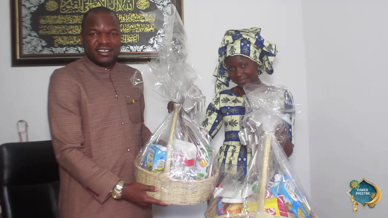 VIDEO – Ramadan 2022 : Panier Prestige chez Me Ousmane Diagne Maire Thiès Est
