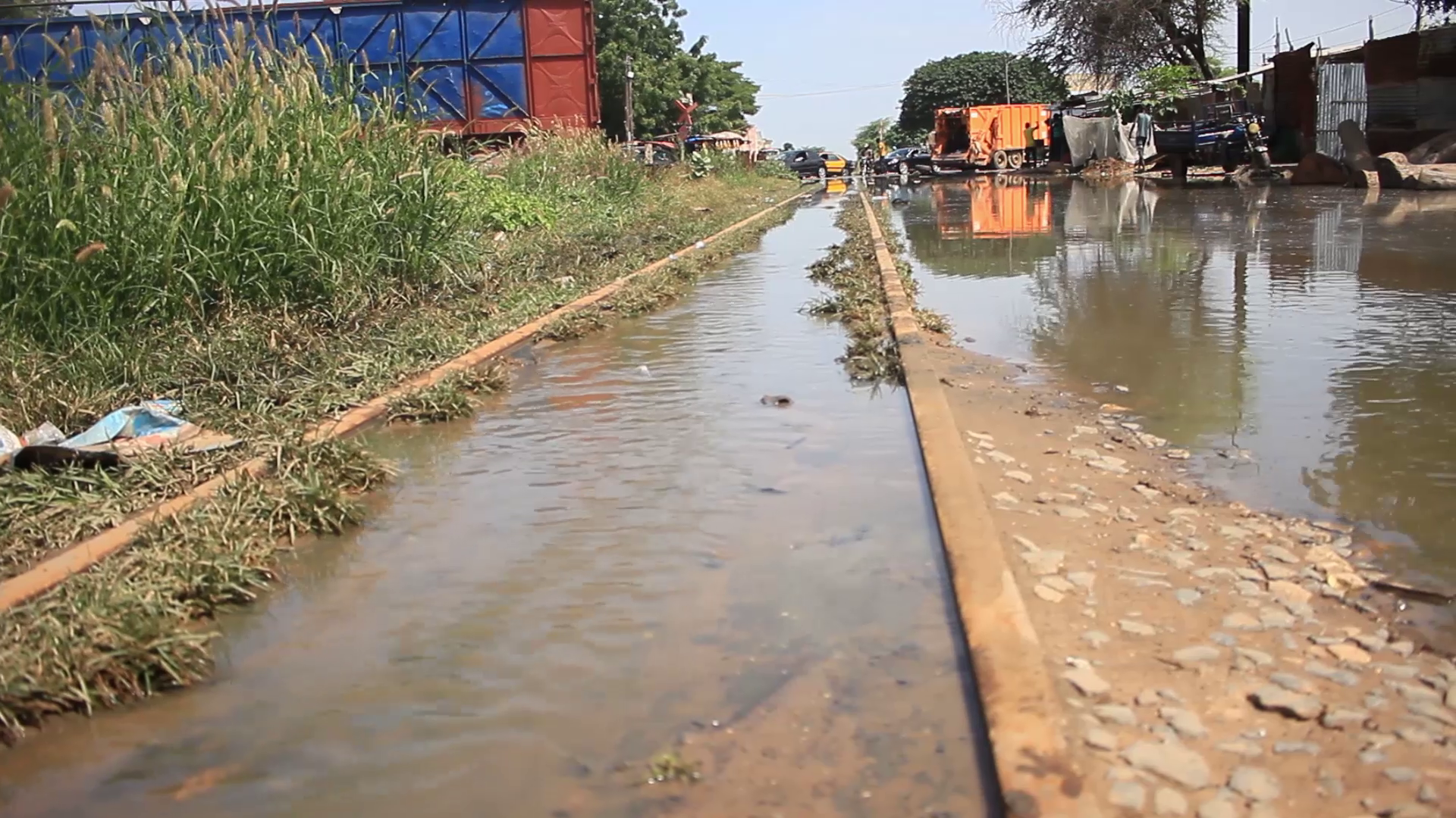 Thiès – Les  eaux usées de l’Onas envahissent le quartier Médina Fall