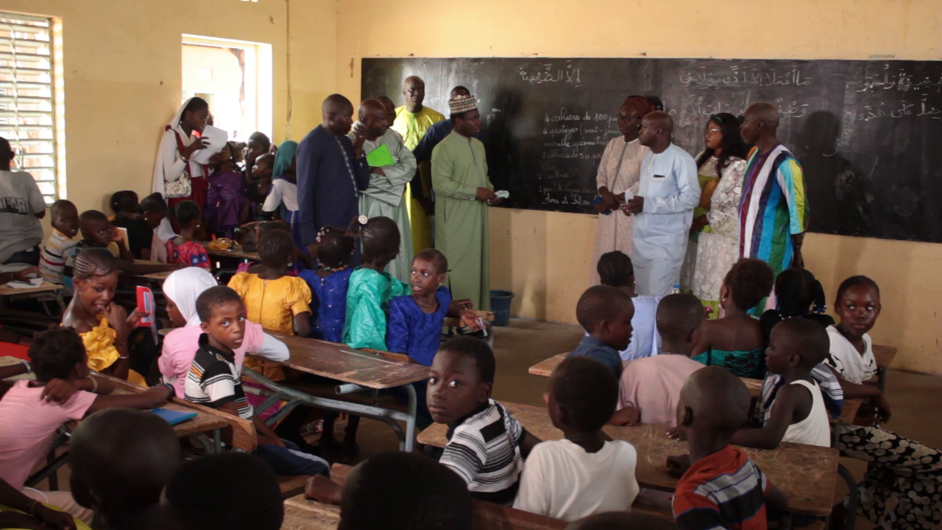 Thiès – Rentrée scolaires : Birame Souley Diop en visite de terrain dans les écoles de sa commune