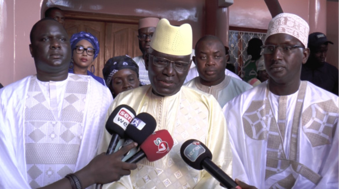 Habib Sy donne des nouvelles de Sonko après une visite au Cap Manuel: “il est en pleine forme”