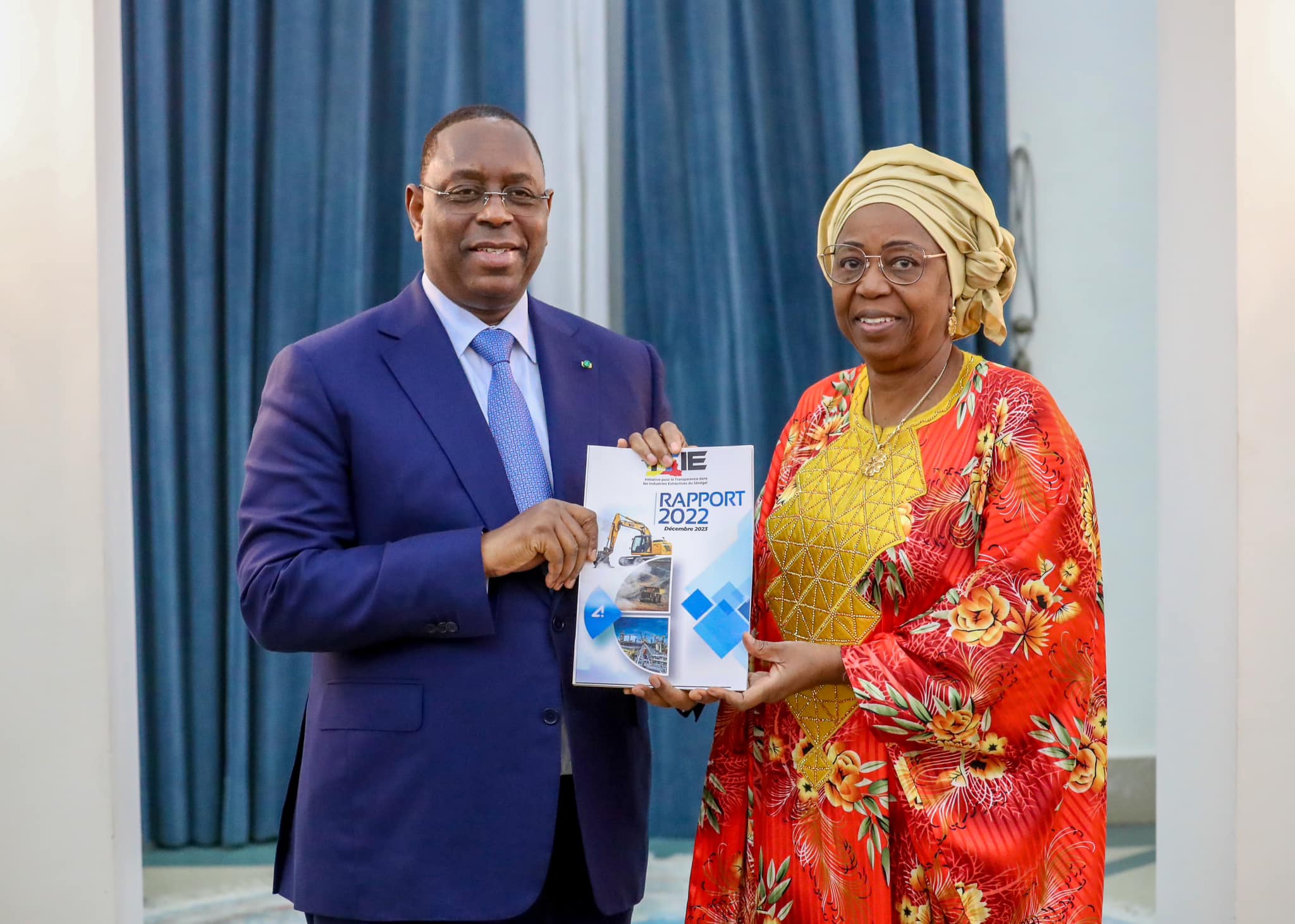 Industries extractives : Le rapport 2022 de l’Itie remis au Président Macky Sall