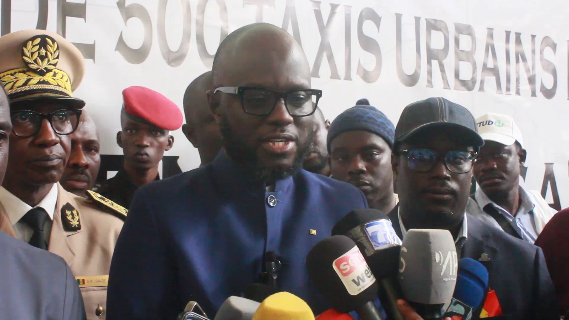 Hausse des taris en période de Tabaski : Le ministre des transports appelle les chauffeurs à faire preuve de patriotisme