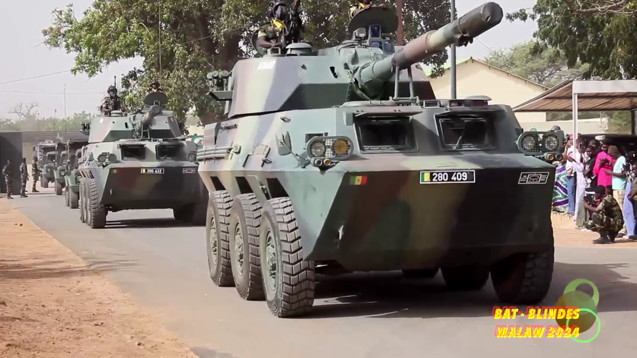 VIDEO – Malaw 2024 : Le Bataillon Blindé en démonstration de force à Thiès