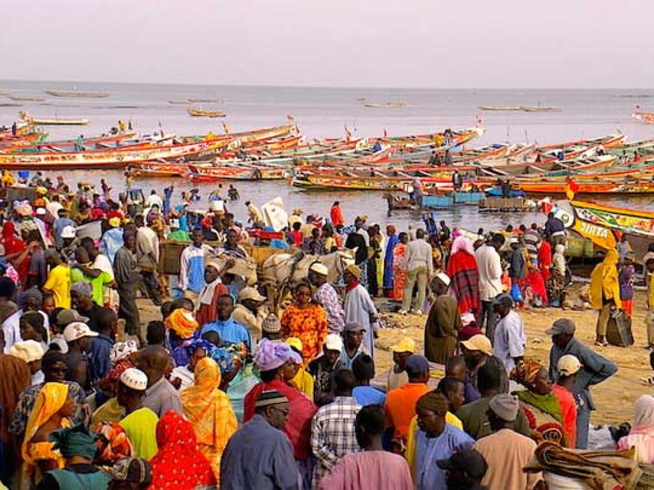 Le Collectif des travailleurs de L’Entreprise La Pêche 153 de kayar interpelle le ministre du travail Abass Fall