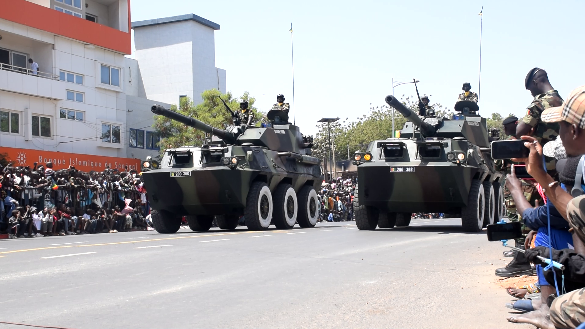 VIDEO – Fête du 04 Avril : Revivez l’intégralité du défilé à Thiès