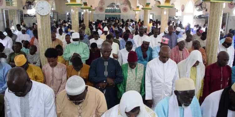 Thiès – Prière de l’Aïd el-Fitr 2026 à la mosquée des HLM Thialy