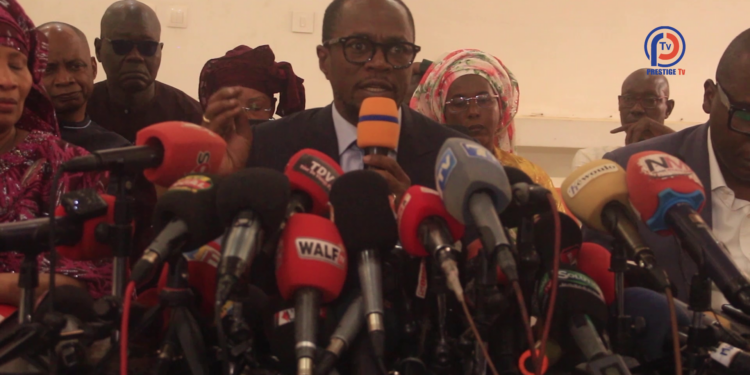 VIDEO – Emprunt de 650 millions d’euros : Takku Wallu exige la lumière sur un ce montage financier