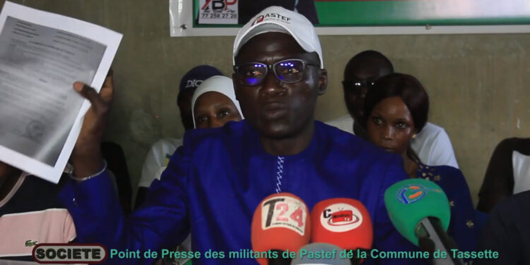 VIDEO – Tassette : La section communale du parti PASTEF dénonce la gestion du Maire Mamadou Thiaw