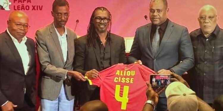 Football – Apres la Libye, Alioune Cissé prend les commandes des Palancas Negras d’Angola