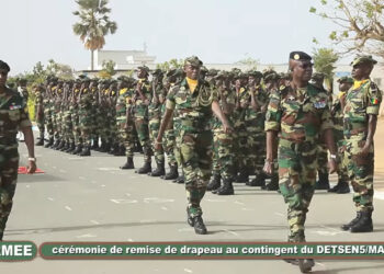 Thiès – Remise de Drapeau au 5e détachement sénégalais en partance pour la Guinée Bissau