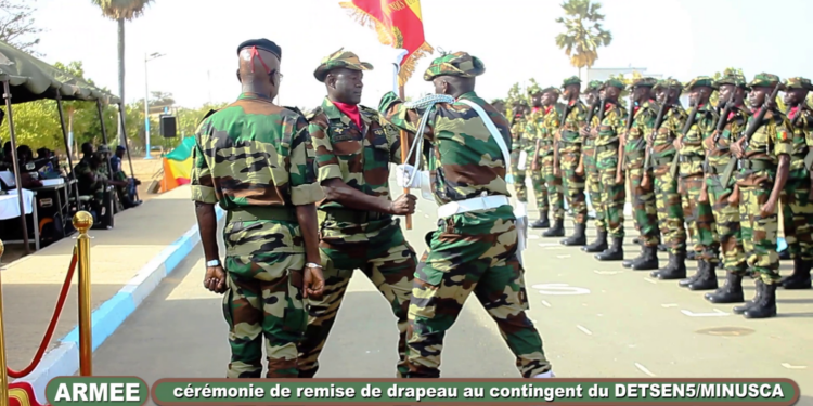 Thiès – Cérémonie de Remise de Drapeau au contingent Sénégalais en partance pour la RCA