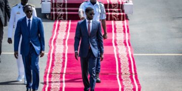 69ᵉ Sommet de la CEDEAO : Le Président Bassirou Diomaye Faye quitte Dakar pour la Sierra Leone