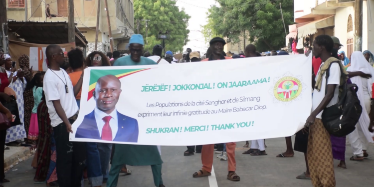 Thiès – Réfection de l’axe Cité Senghor- Silmang : Les populations expriment leur gratitude au Maire Babacar Diop