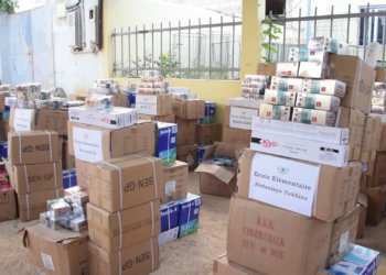 VIDEO – Remise de fournitures scolaires aux écoles de la commune Est par le Maire Sousmane Diagne