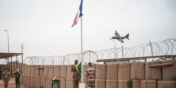 Mali : volley-ball et lits picots, la France vient de quitter la base de  Tombouctou - Jeune Afrique